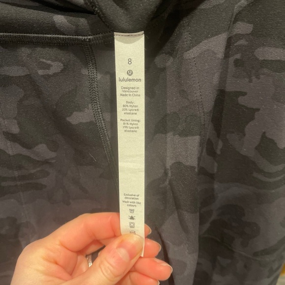Lululemon camo leggings - Picture 2 of 5